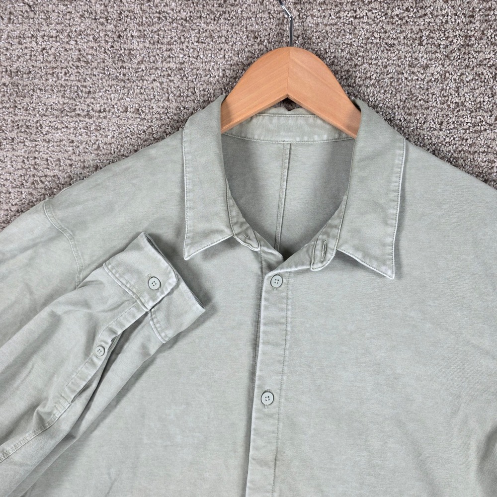 Lululemon Mens Commission Long Sleeve Button Down Shirt Sage Green Size XL